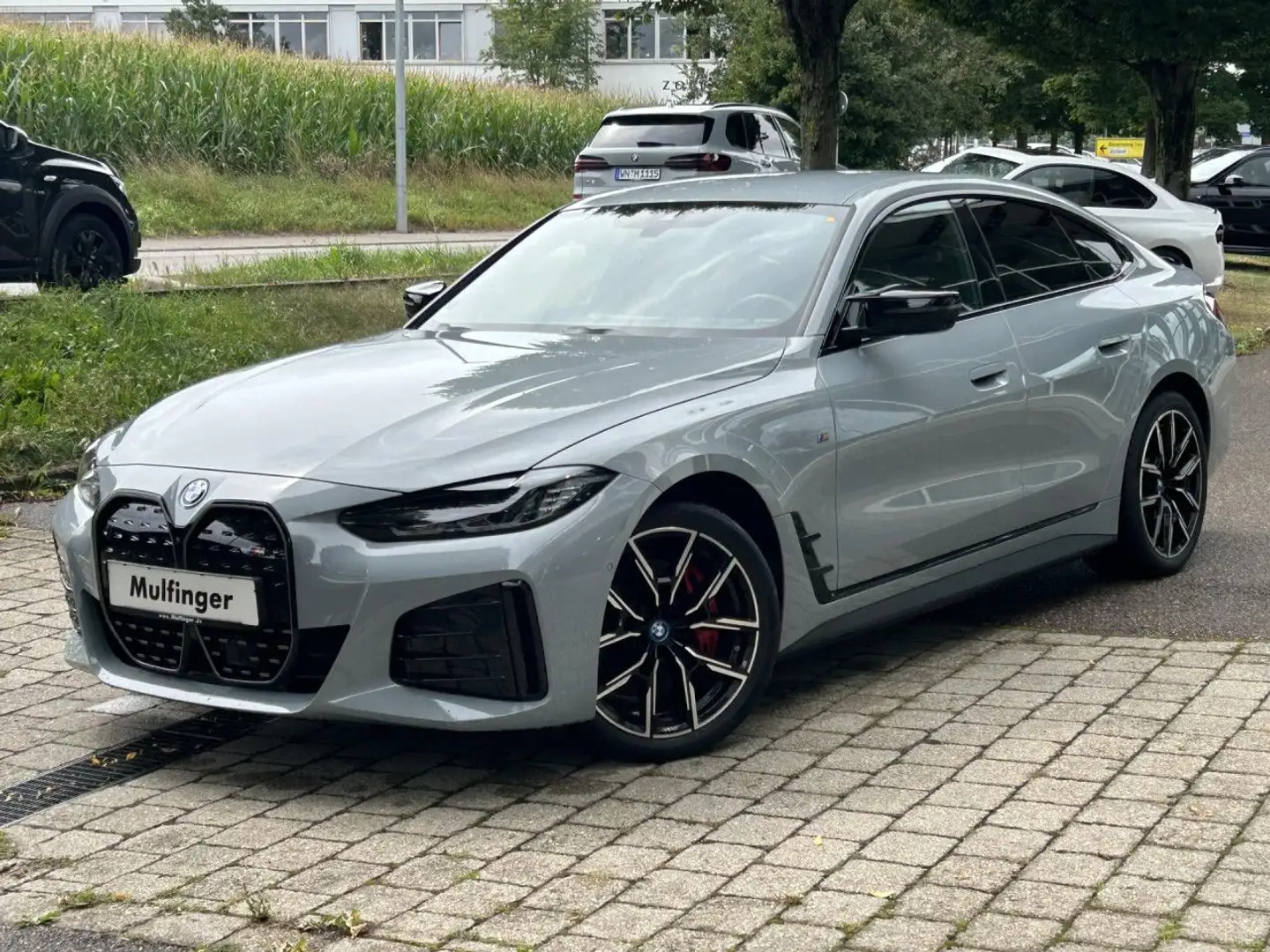 BMW i4 M50 GC. M Pro HUD SurView.Ad-Fahr.KomfZug.19" Grau - 2