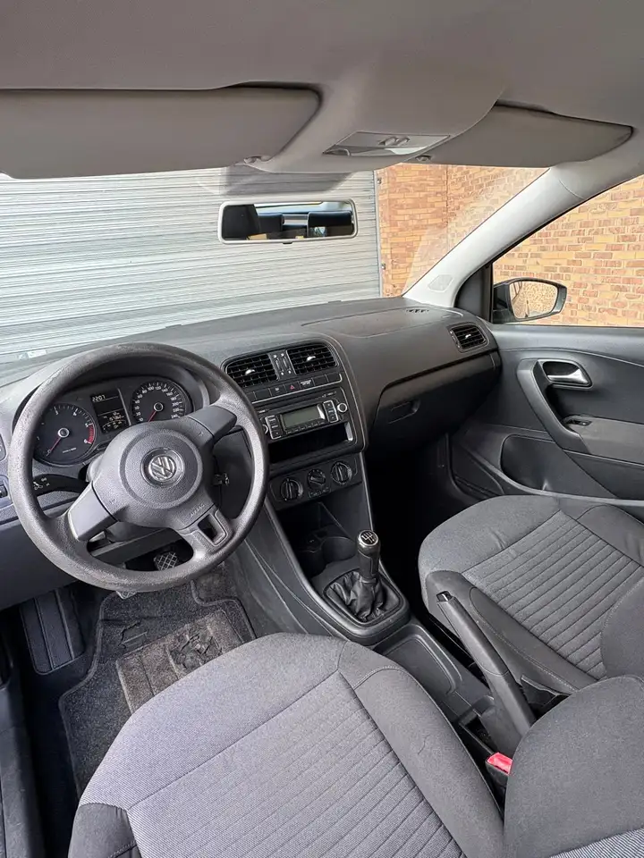 Volkswagen Polo Citadine 5 portes — photo 6
