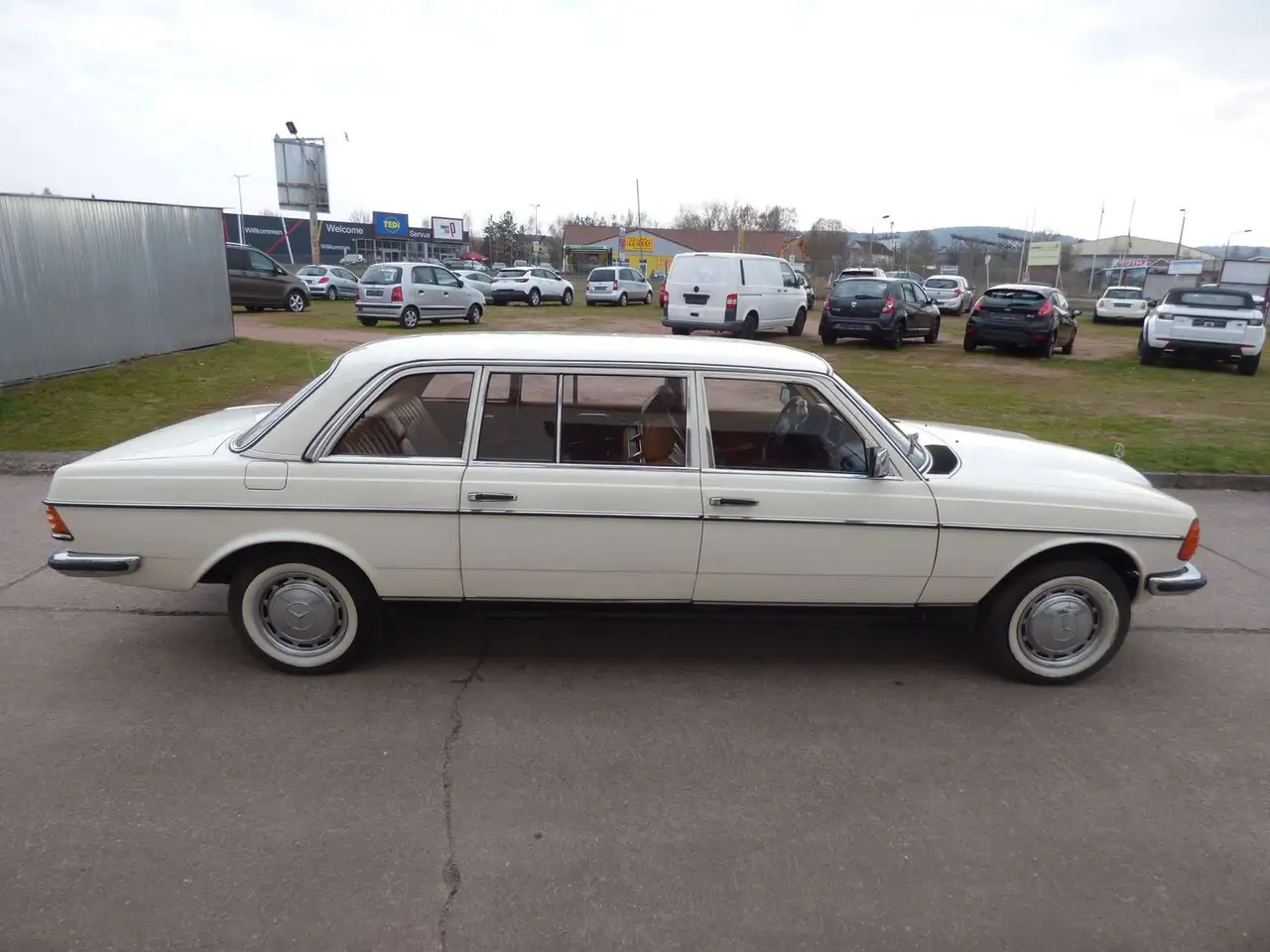 Mercedes-Benz 250 Pullmann, 6 Zylinder ,, foto 10