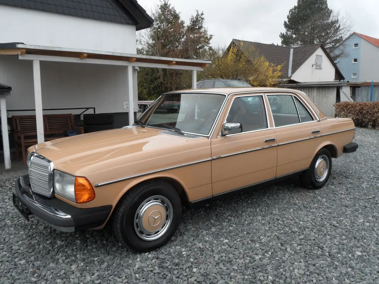 Mercedes-Benz 280 E W123 Aut. 133.000 KM, H-Kennzeichen, foto 1