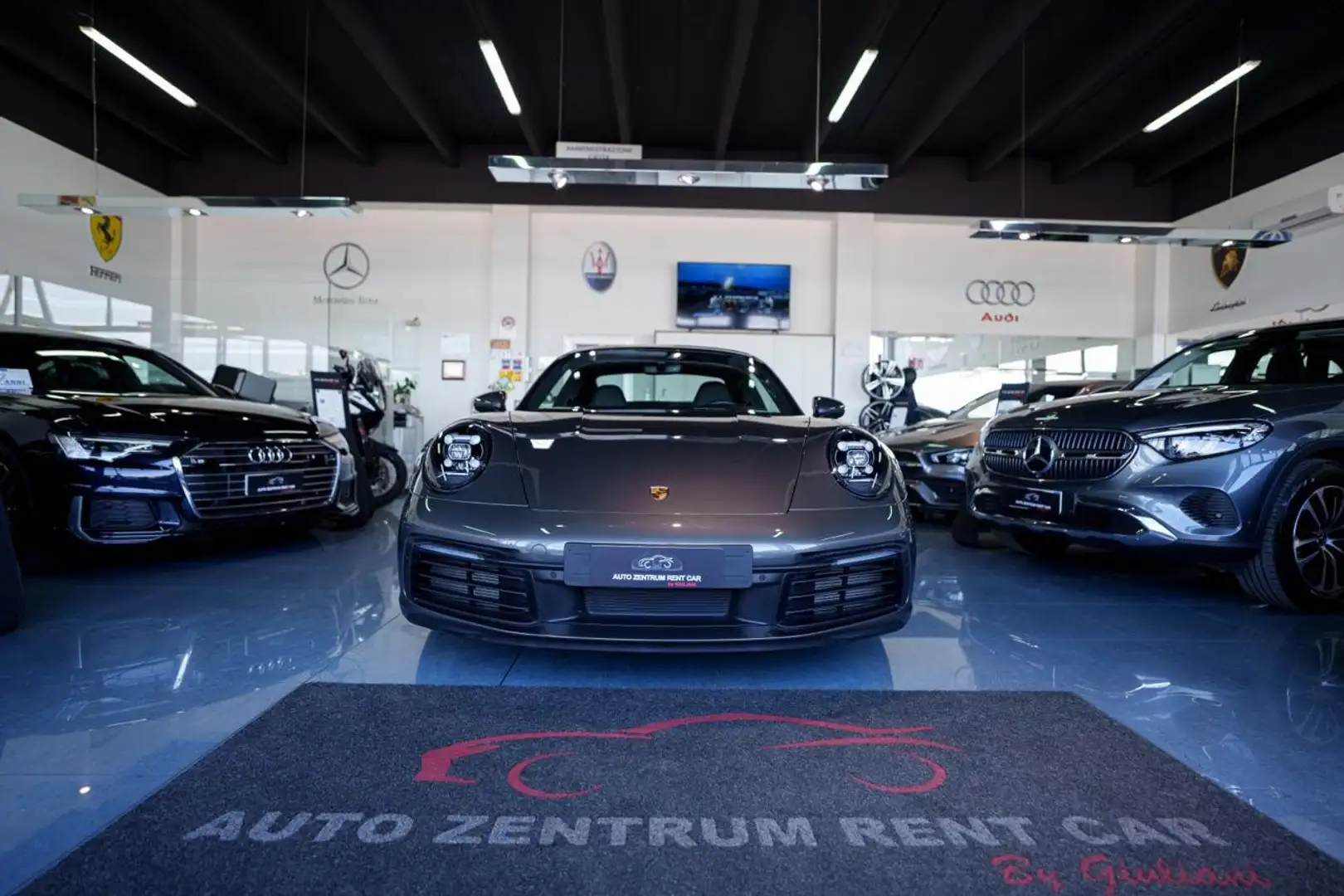 Porsche 911 Coupe 3.0 Carrera 4 auto Gris - 2