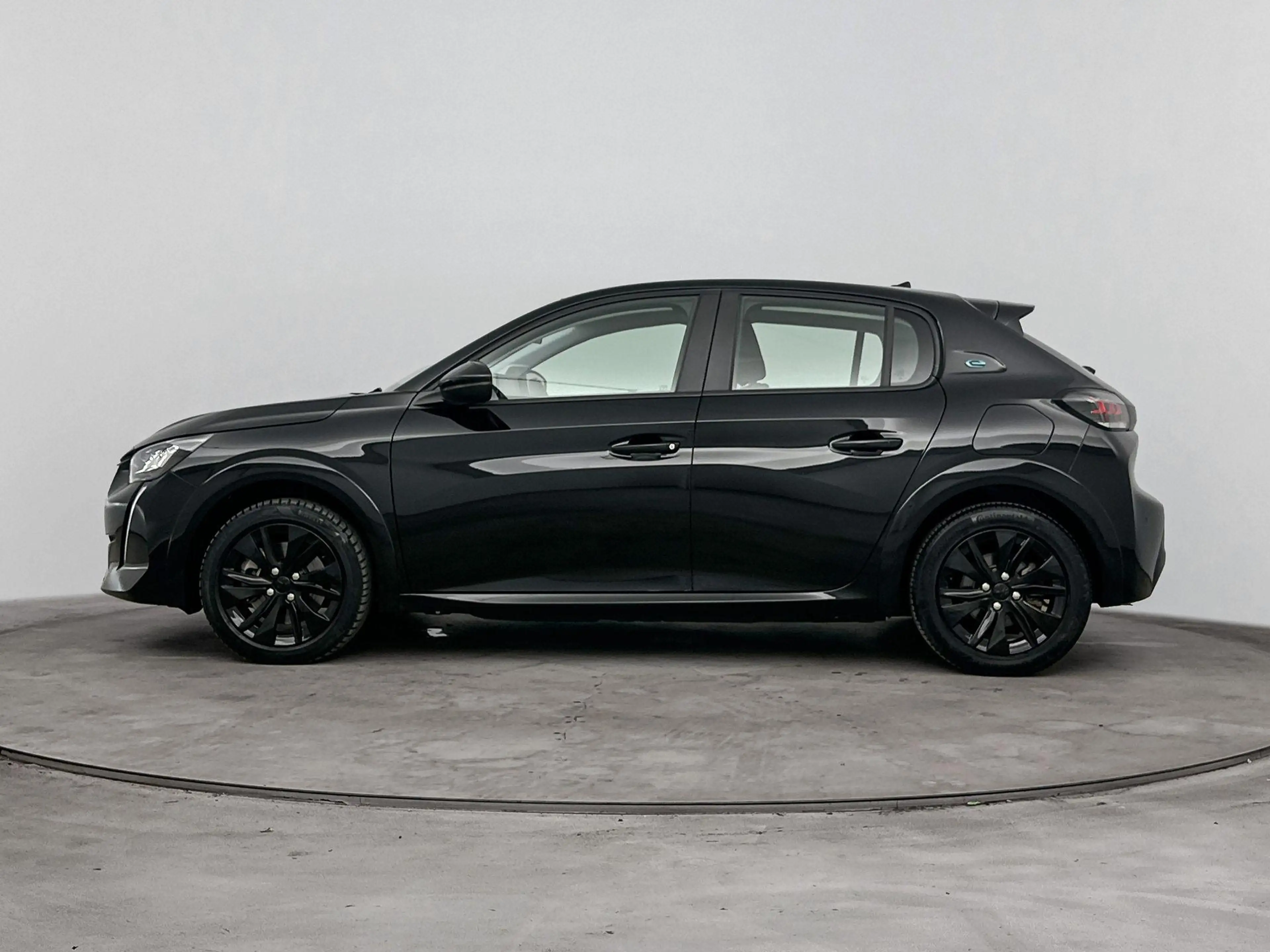 Peugeot e-208 Active Pack 50kWh | 1ste eigenaar | ACCU 95% | Sto — photo 2