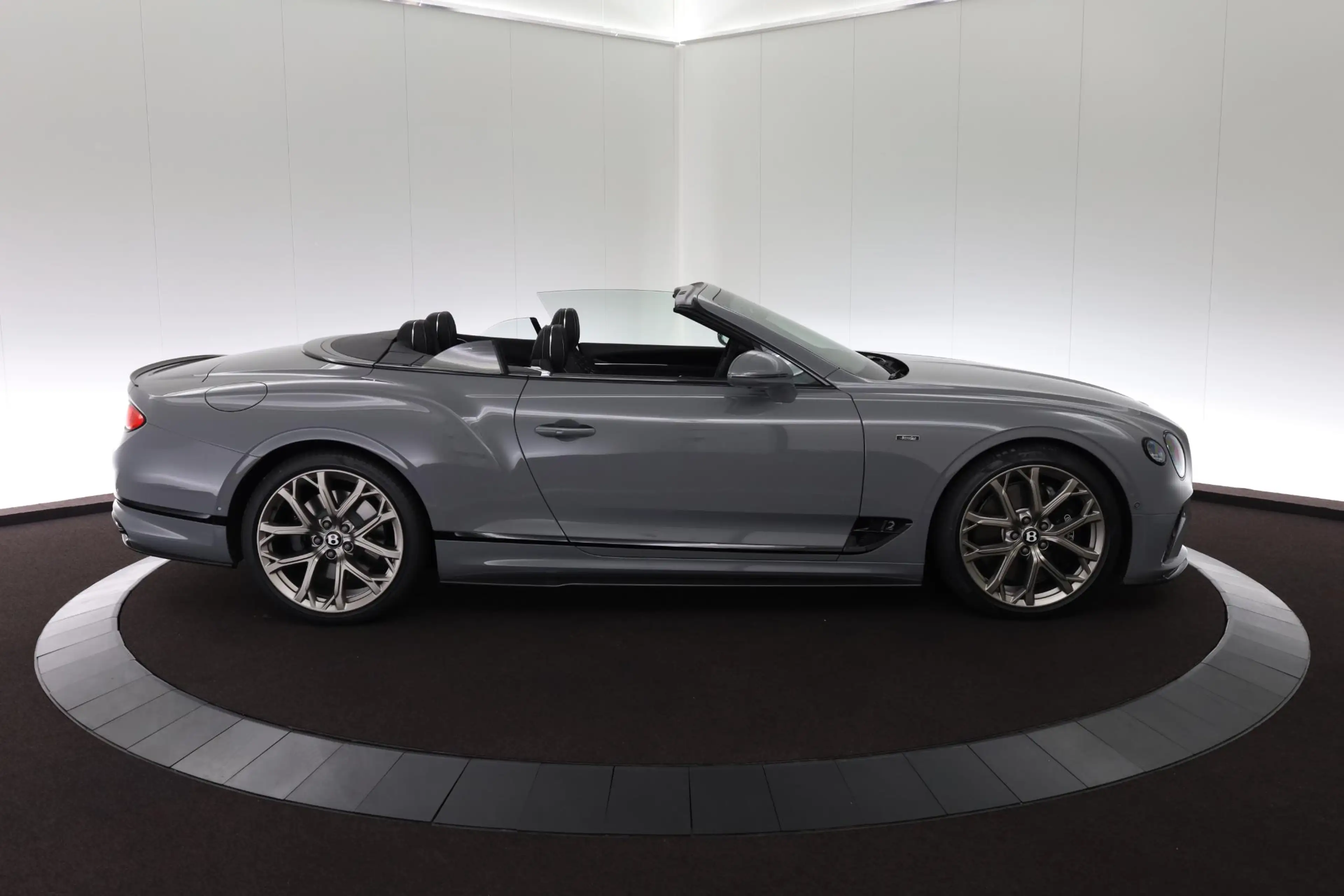 Bentley Continental GTC 6.0 W12 Speed Edition 12 -1 of 120- — photo 14