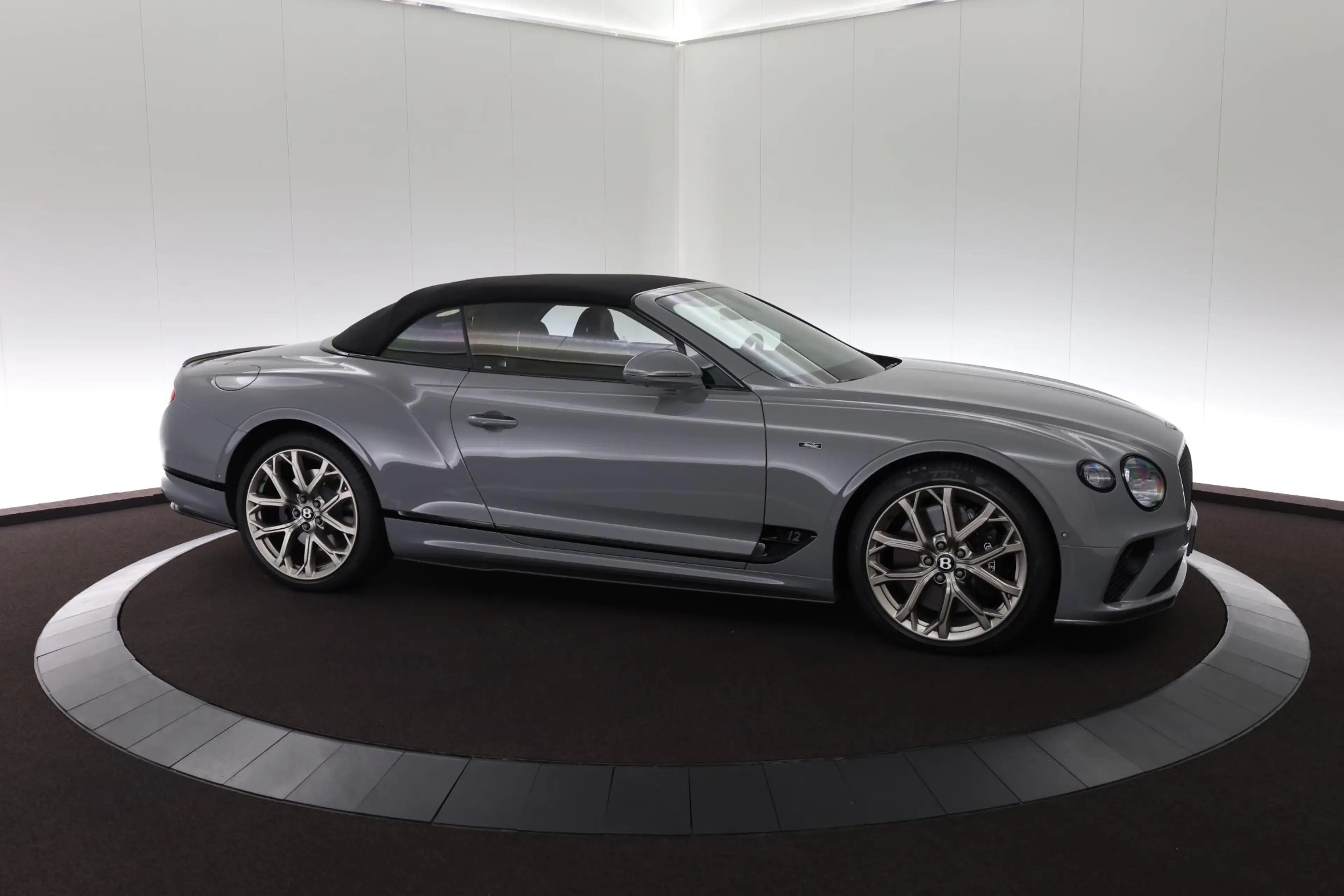 Bentley Continental GTC 6.0 W12 Speed Edition 12 -1 of 120- — photo 7