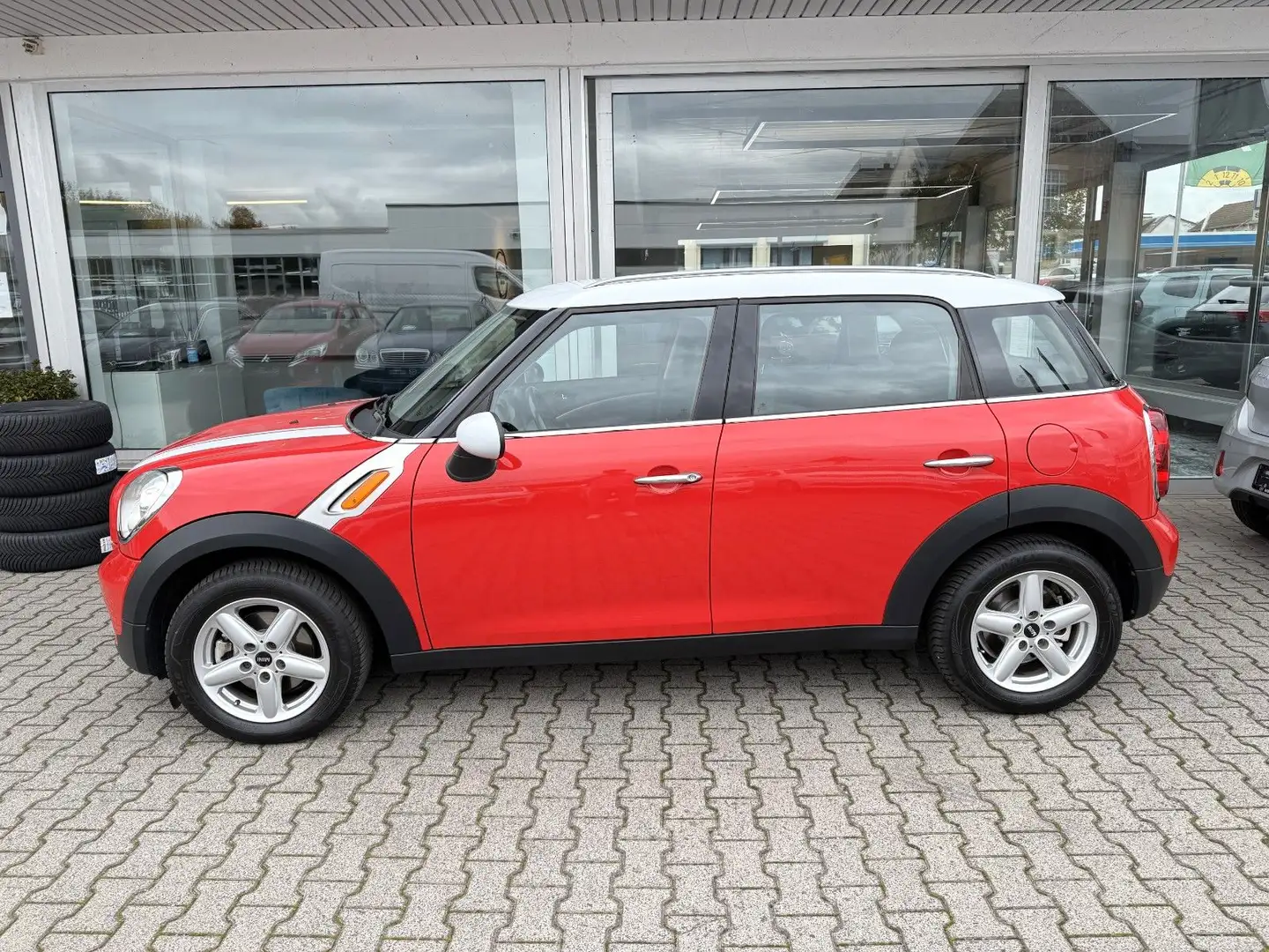 MINI Cooper Countryman *AHK*AUTOMATIK*SCHECKHEFT* Rot - 2