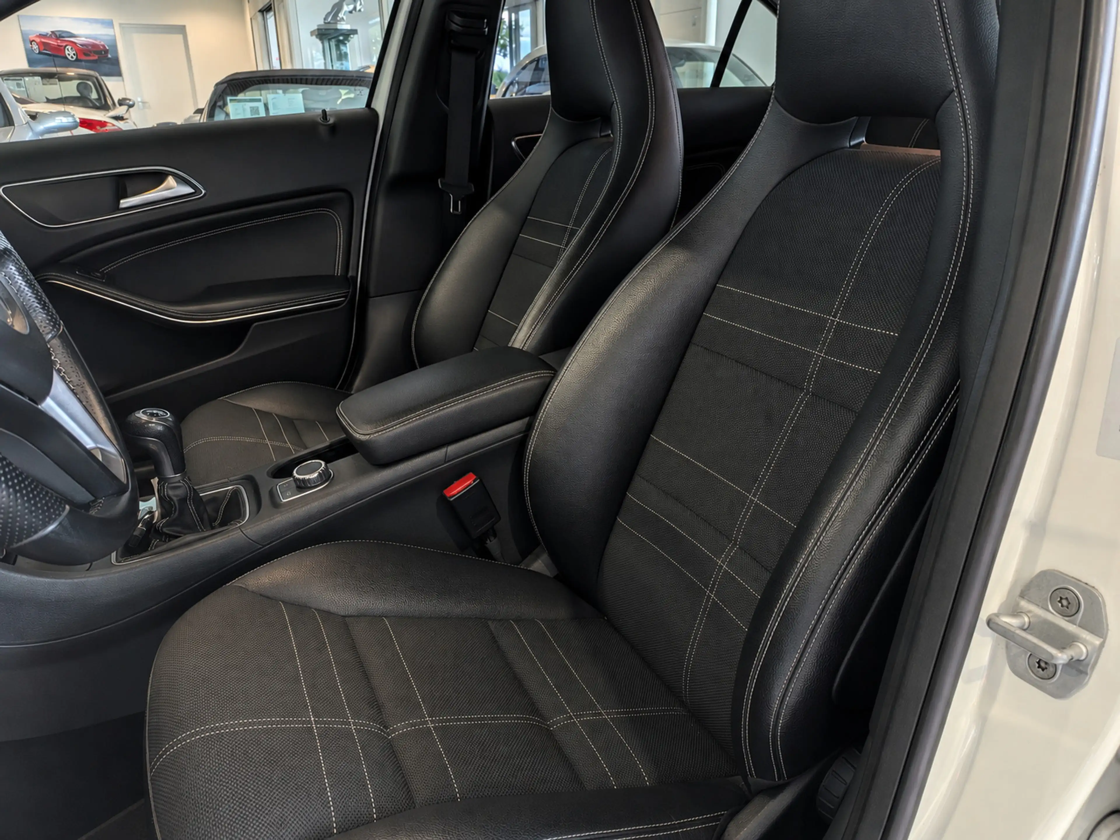 Mercedes-Benz A 180 Ambition Airco, Stuurbekrachtiging — photo 6