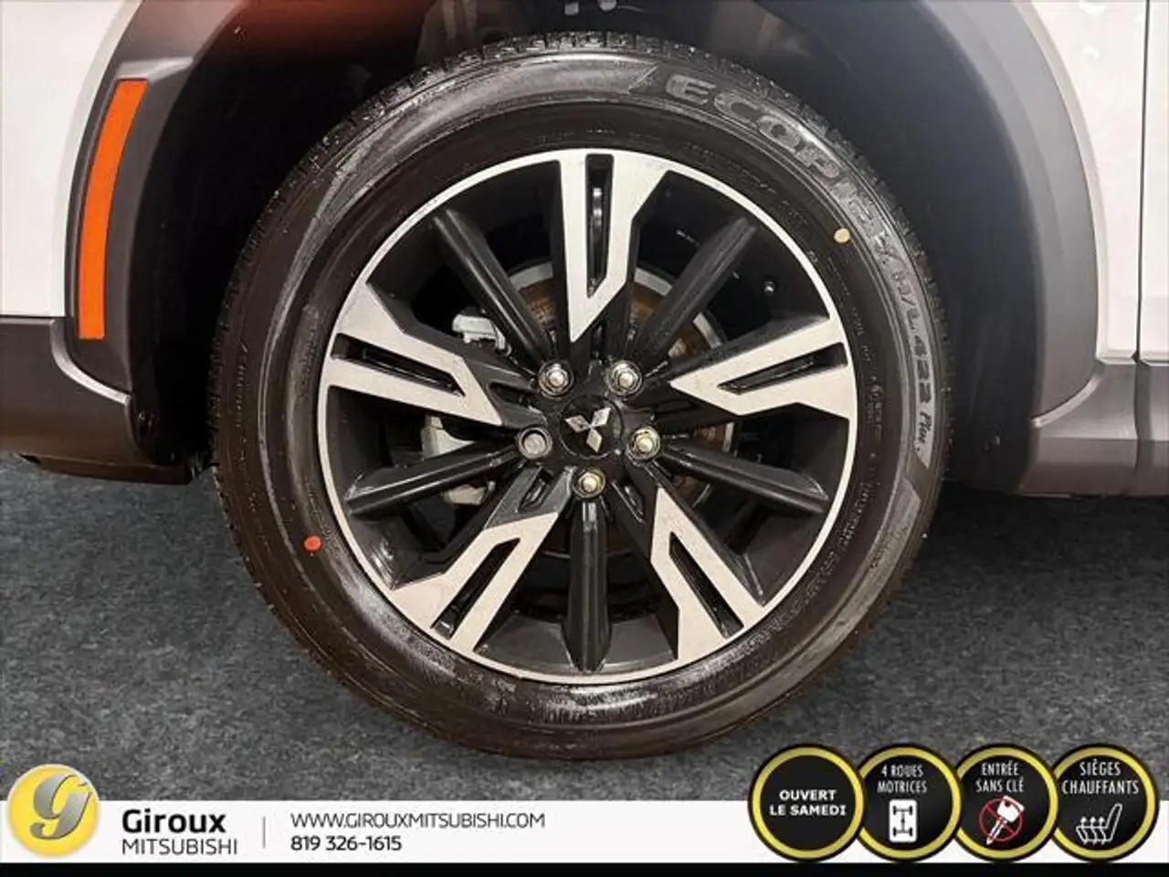 Mitsubishi Eclipse Cross снимка Mitsubishi Eclipse Cross