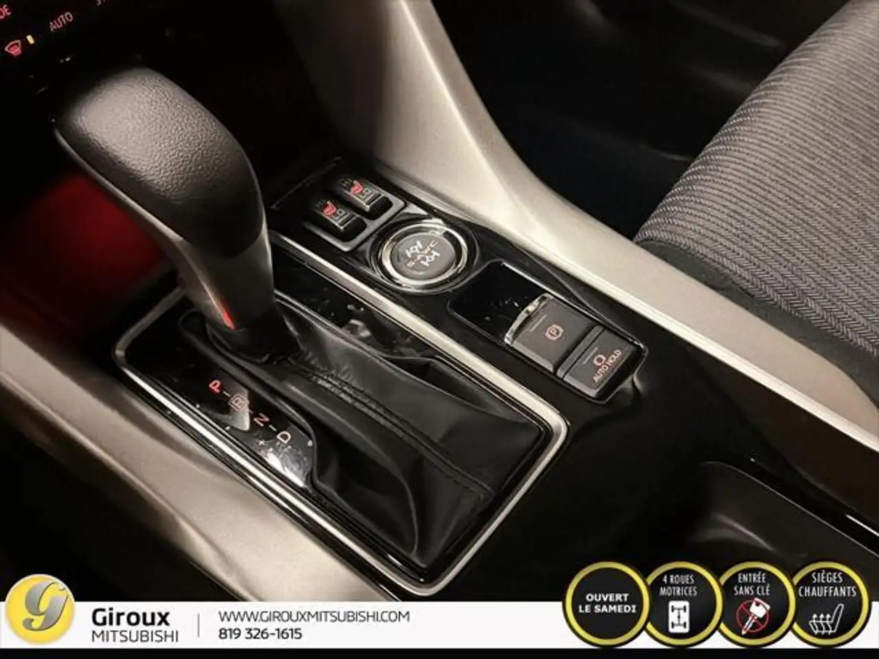 Mitsubishi Eclipse Cross снимка Mitsubishi Eclipse Cross