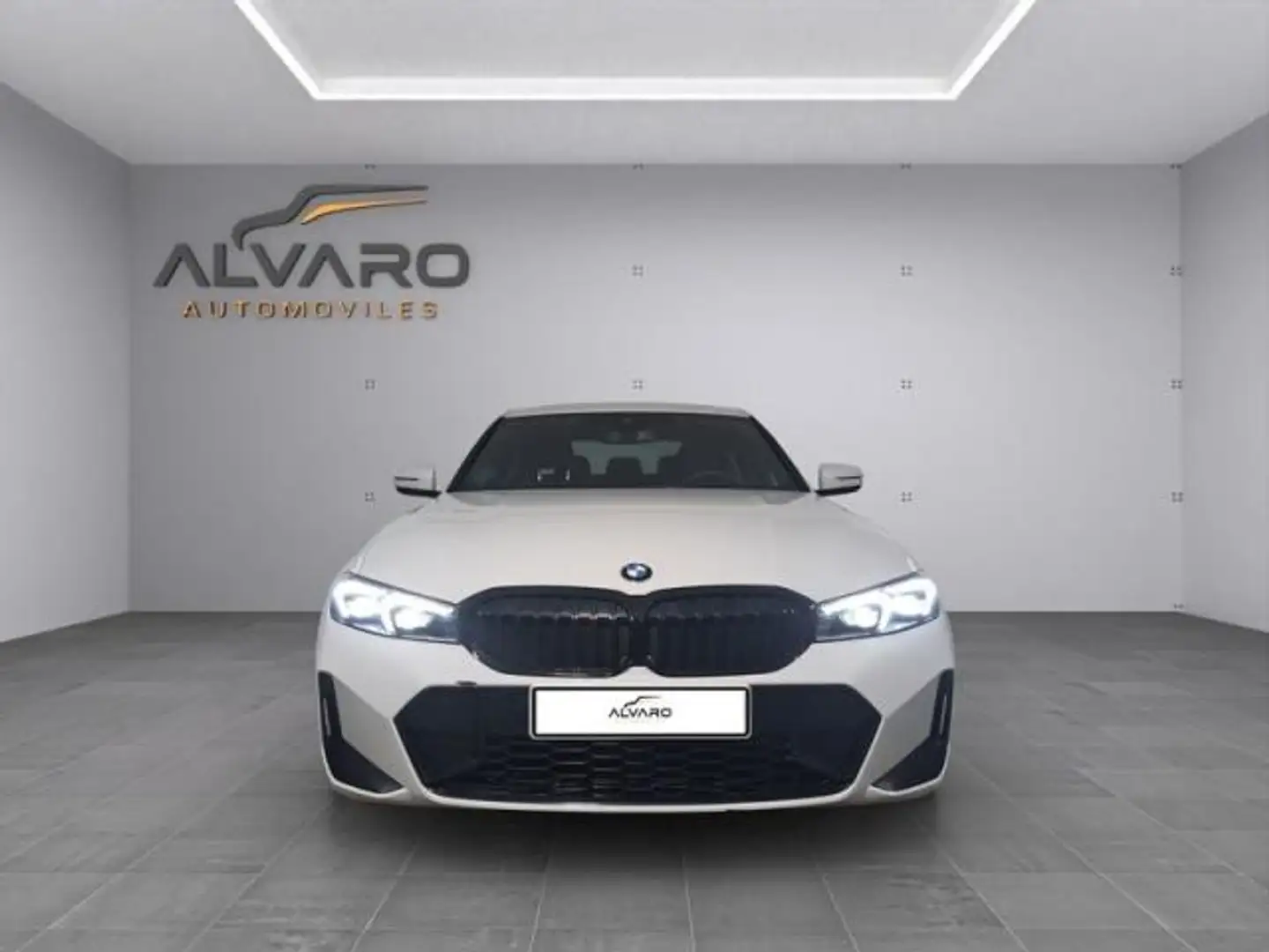 BMW 320 320d Berlina Blanco - 2