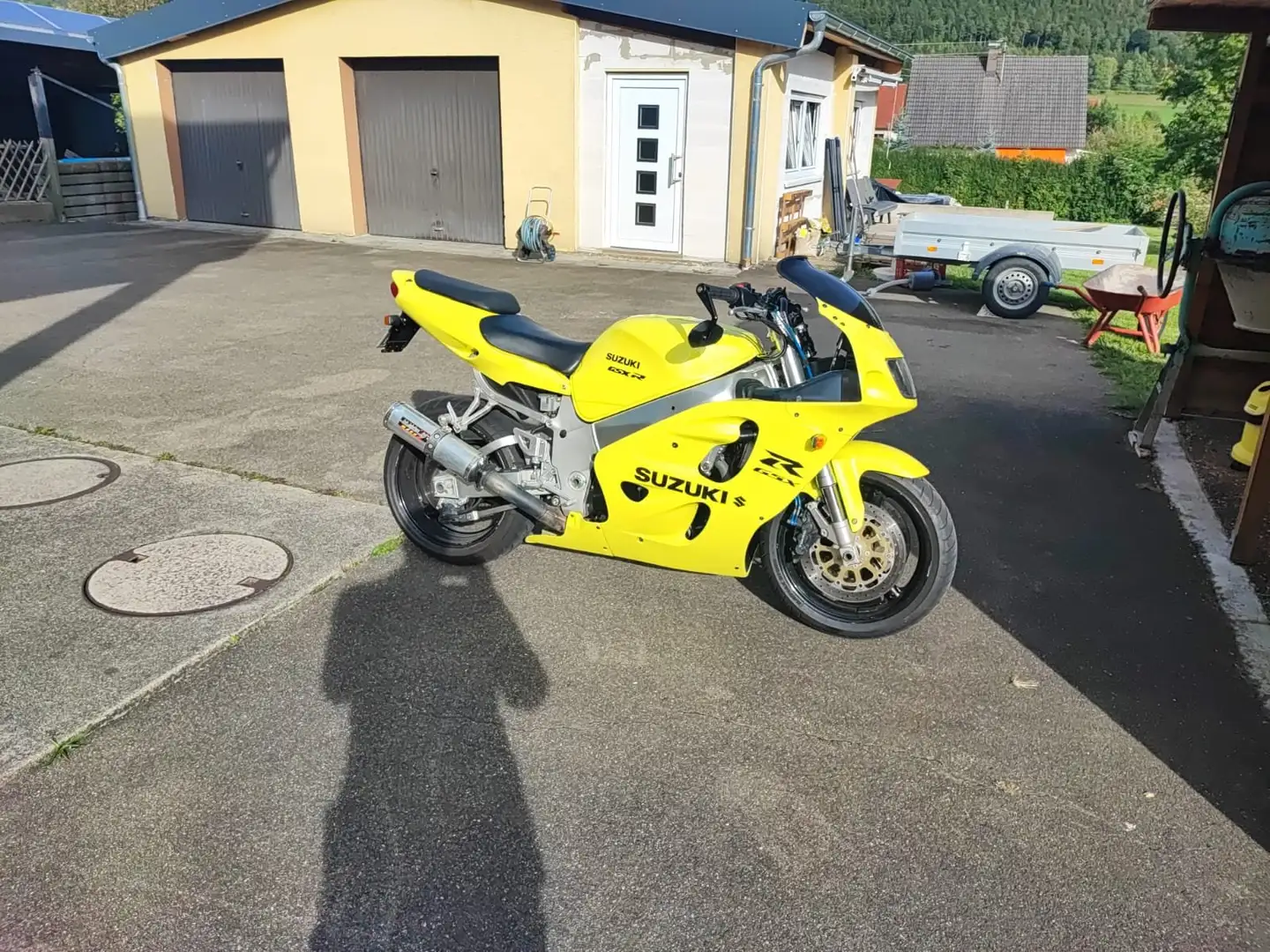Suzuki GSX-R 750 SRAD Żółty - 2