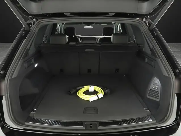 Volkswagen Touareg R eHybrid TSI 4M. Final Edition Ansicht 12