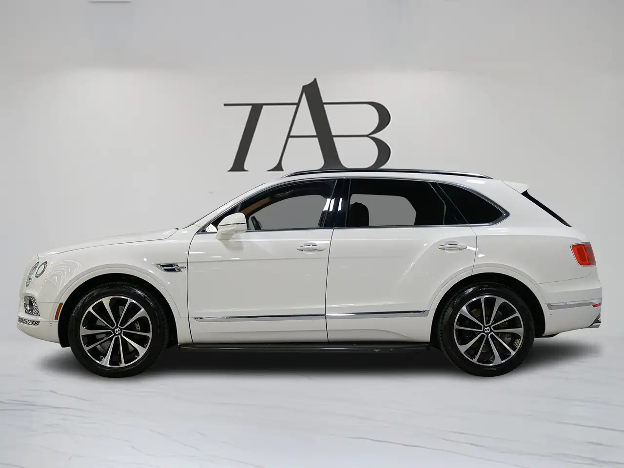 Bentley Bentayga снимка Bentley Bentayga