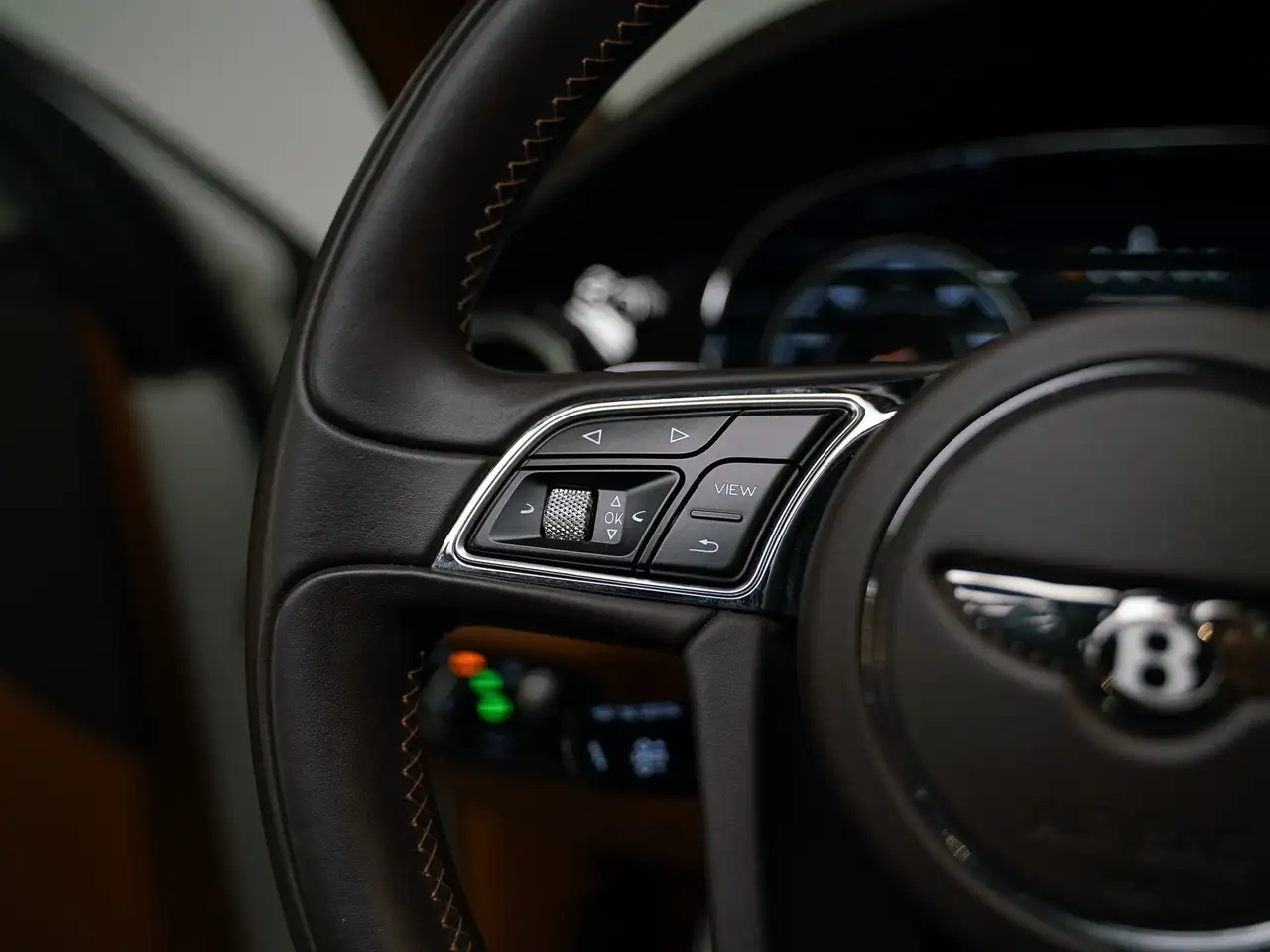 Bentley Bentayga снимка Bentley Bentayga