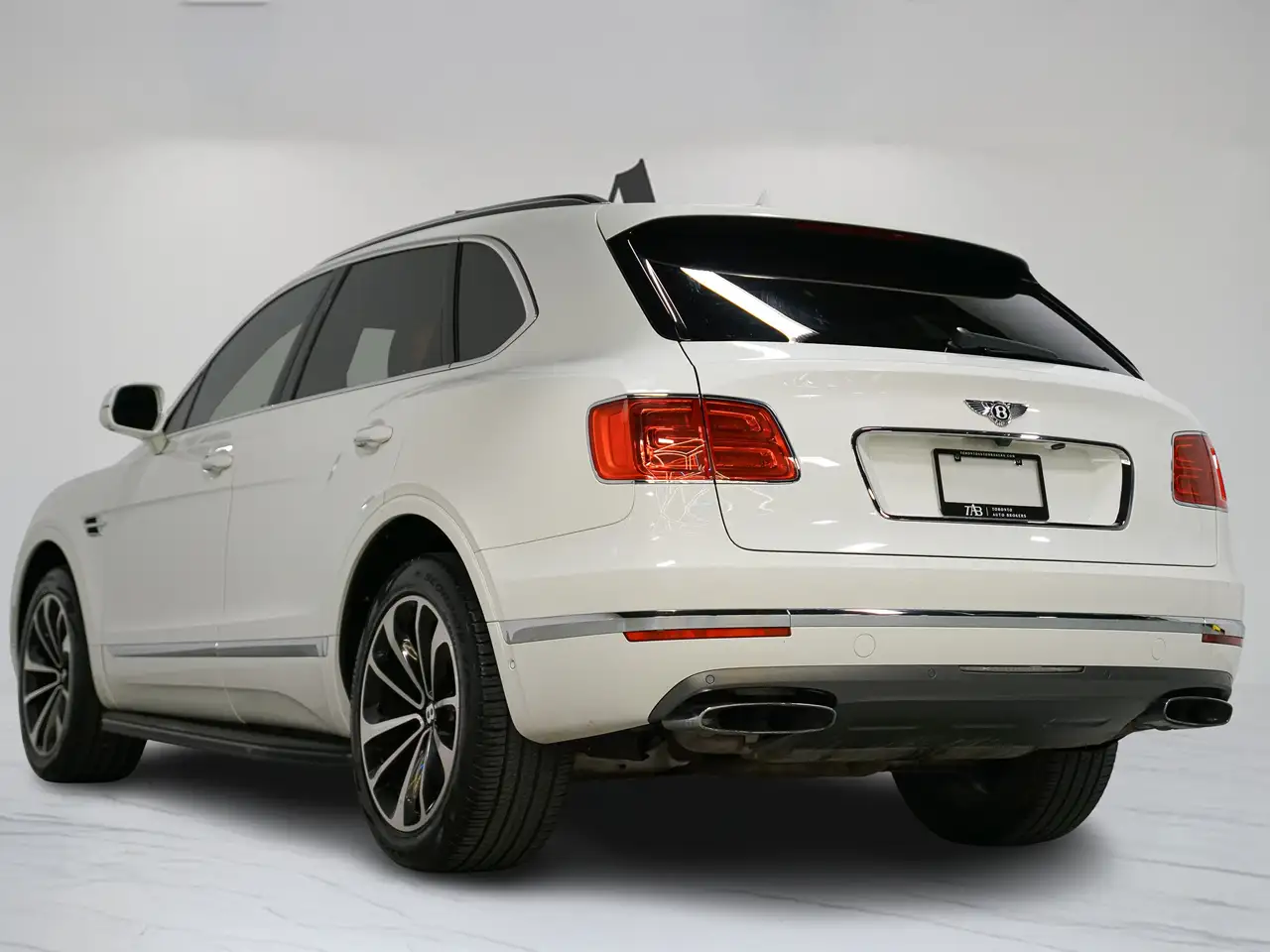 Bentley Bentayga снимка Bentley Bentayga