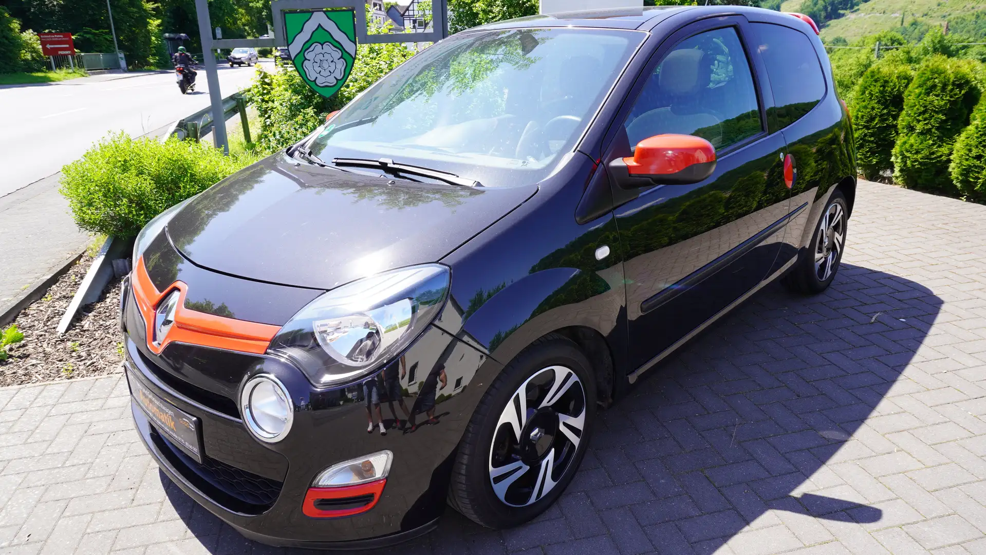 Renault Twingo Dynamique AUTOMATIK Schwarz - 2