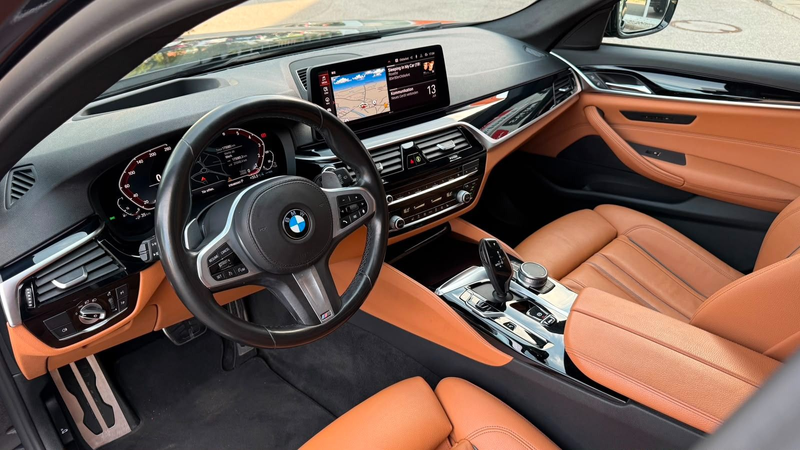 BMW 530 e xDrive M Sportpaket/HeadUp/Gestik/LED/Leder — photo 10