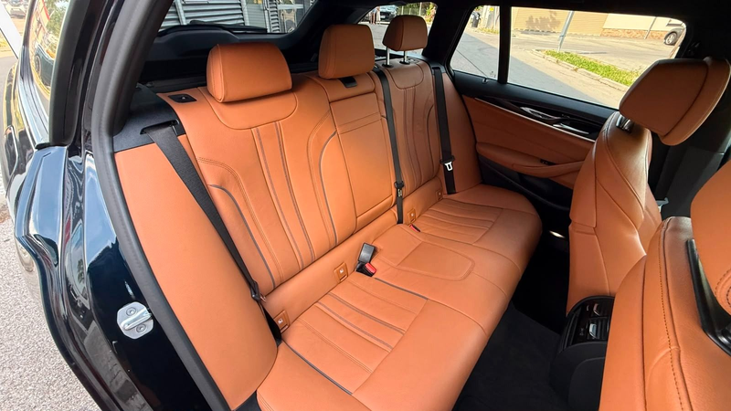 BMW 530 e xDrive M Sportpaket/HeadUp/Gestik/LED/Leder — photo 14