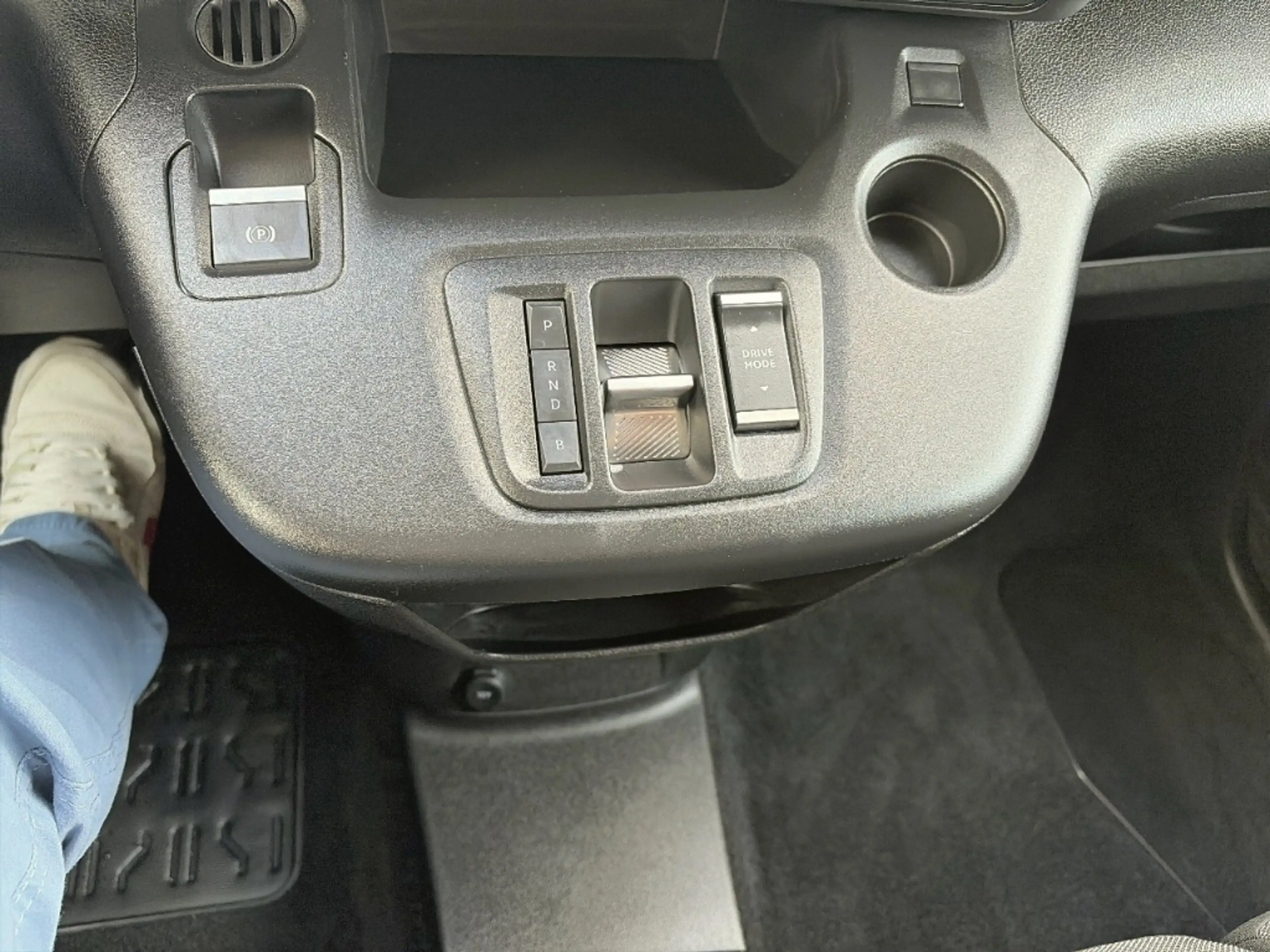 Opel Combo Cargo-e Basis Apple CarPlay Android Auto Mehrzonen — photo 12