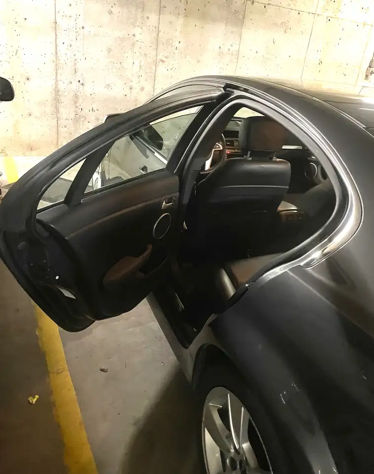 Pontiac G8 снимка Pontiac G8