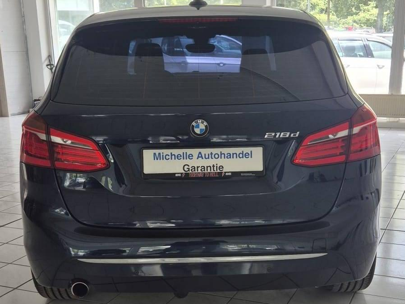 BMW 218 218 d Luxury Line — photo 4