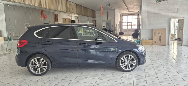 BMW 218 218 d Luxury Line — photo 6