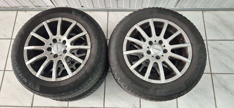 BMW 218 218 d Luxury Line — photo 16