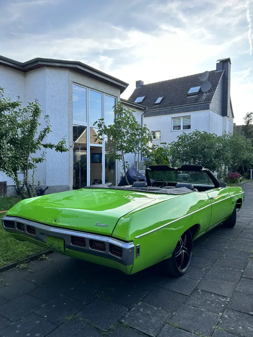 Chevrolet Impala Cabrio Verde - 1