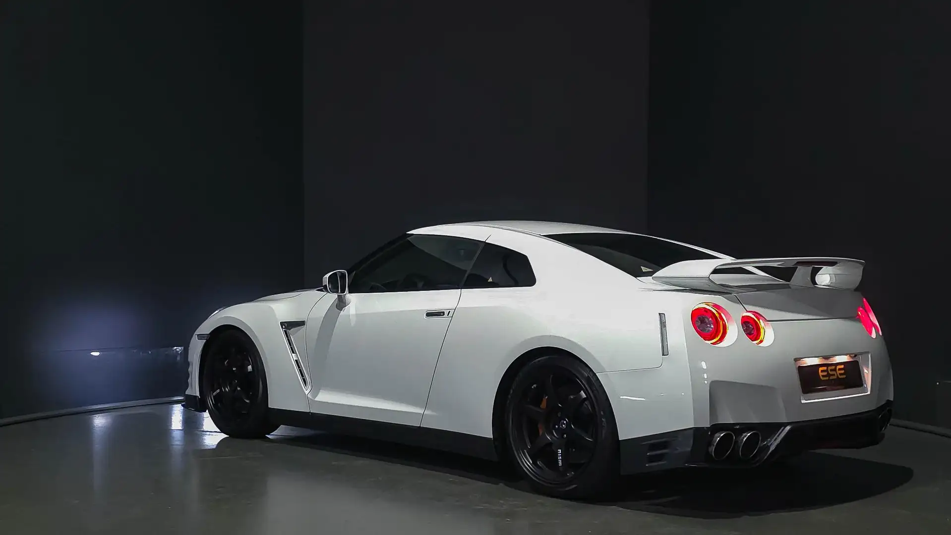Nissan GT-R 3.8 V6 Track Edition Weiß - 2