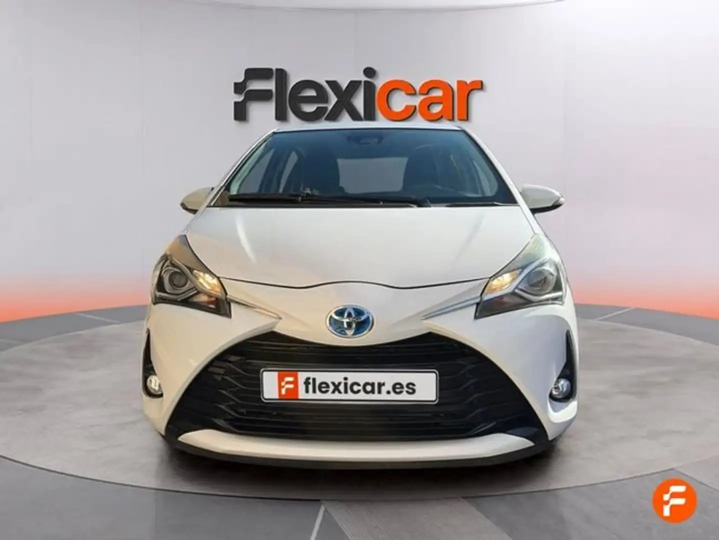 Toyota Yaris Hybrid 1.5 Active Blanco - 2