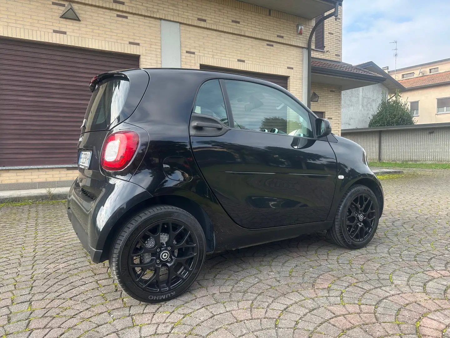 smart forTwo Fortwo III 2015 1.0 Youngster 71cv twinamic Noir - 2