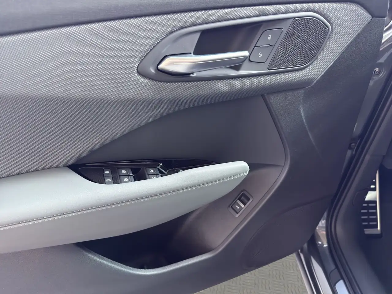 Audi Q3 SUV TFSI S line LED Navi Pano AHK 19" Rü 14