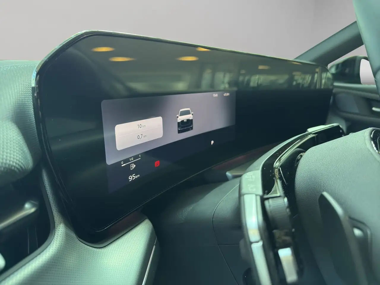 Audi Q3 SUV TFSI S line LED Navi Pano AHK 19" Rü 11