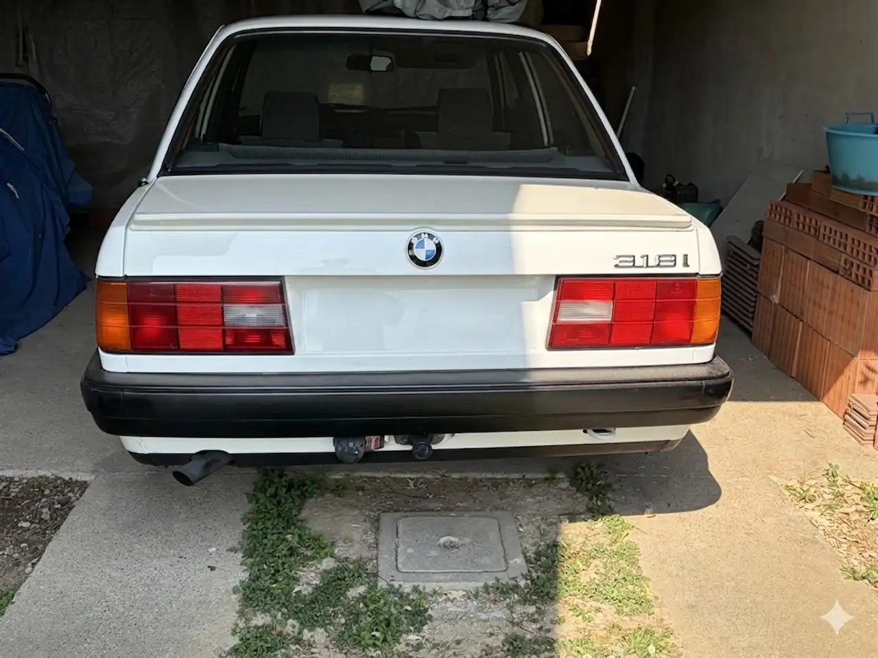 BMW 318i, foto 2