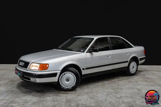 Audi 100 2.3
