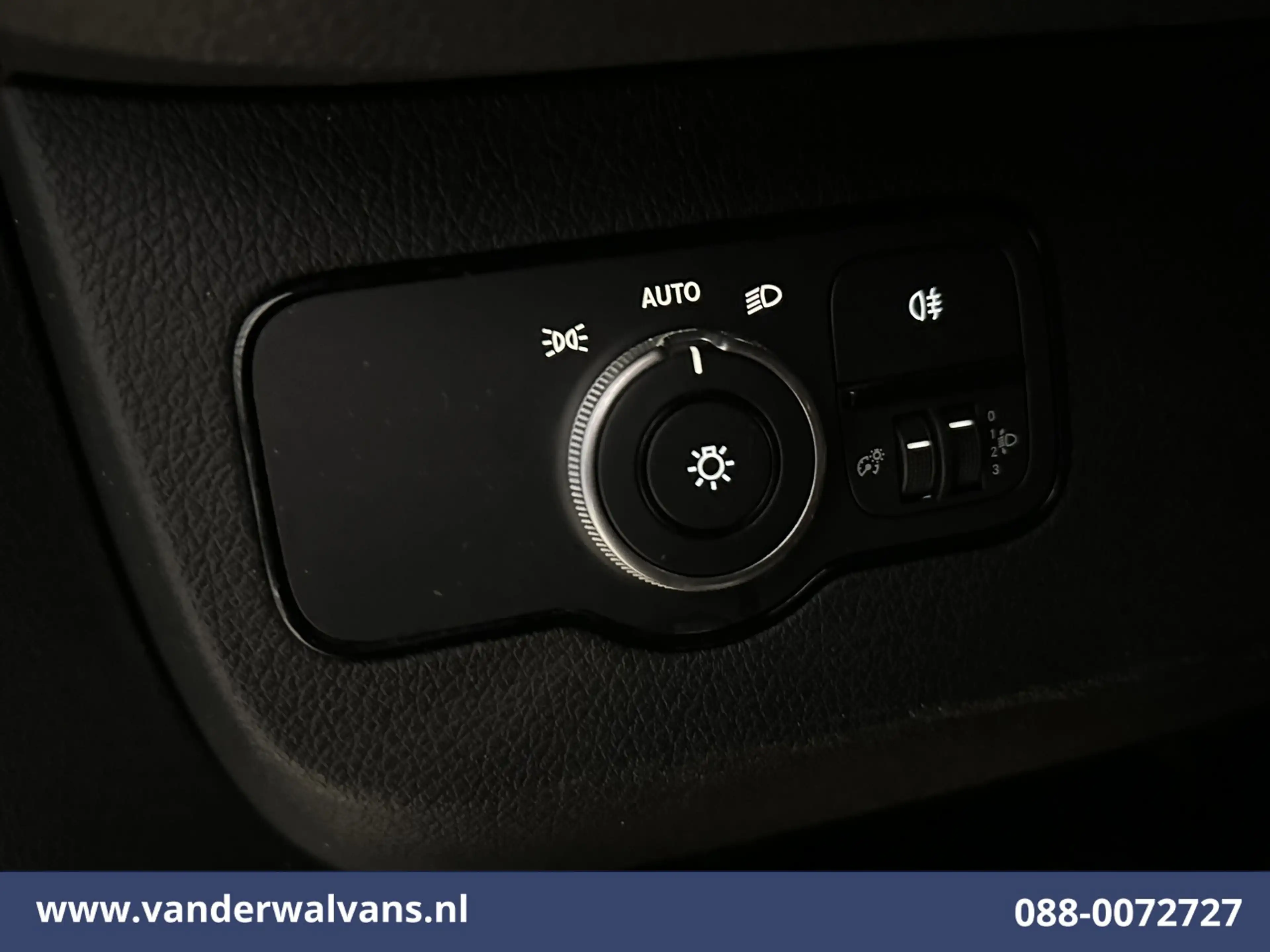 Mercedes-Benz Sprinter 317 CDI 170pk L2H2 Euro6 Airco | Camera | Navigati — photo 19