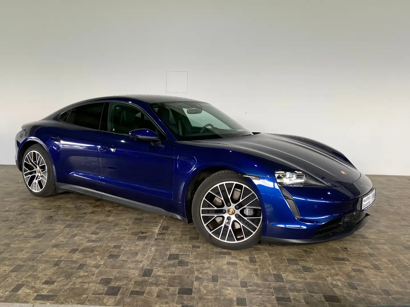 Porsche Taycan Performance Batt. 84 KWH, Pano, Bose, ACC Blau - 2