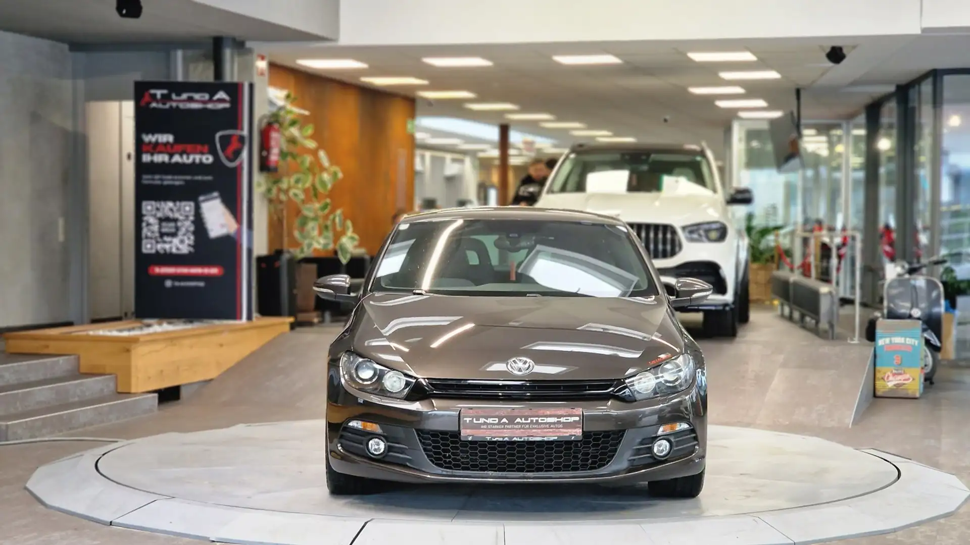 Volkswagen Scirocco Scirocco 2.0 TDI Coupe Life DSG *Sitzheizung*Tempo Brown - 2