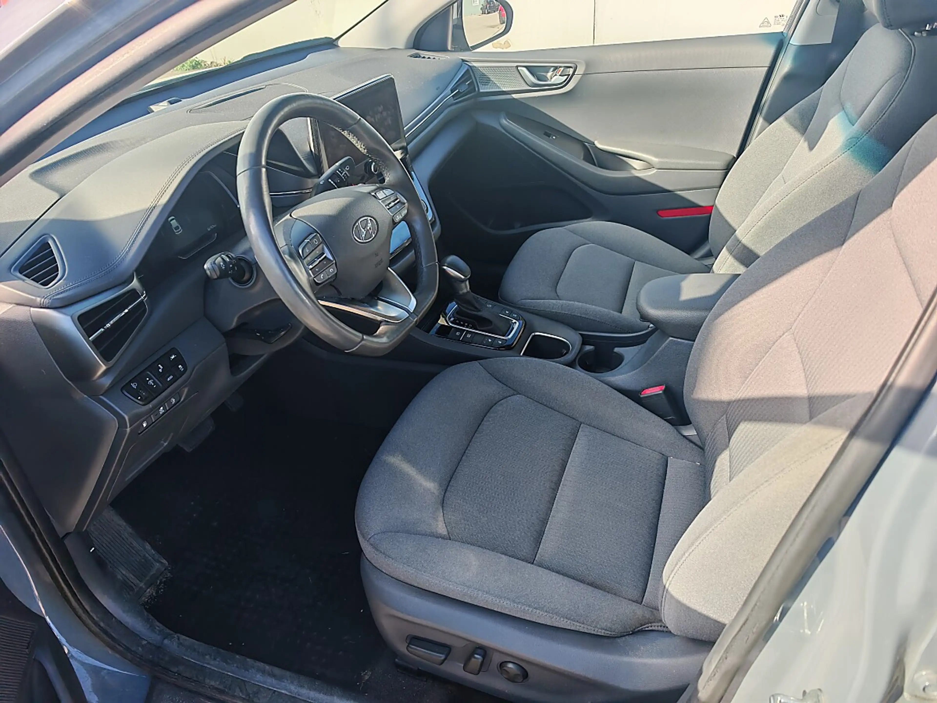 Hyundai IONIQ 1,6 GDI Hybrid LEVEL 5 Plug-In Hybrid (Euro — photo 11