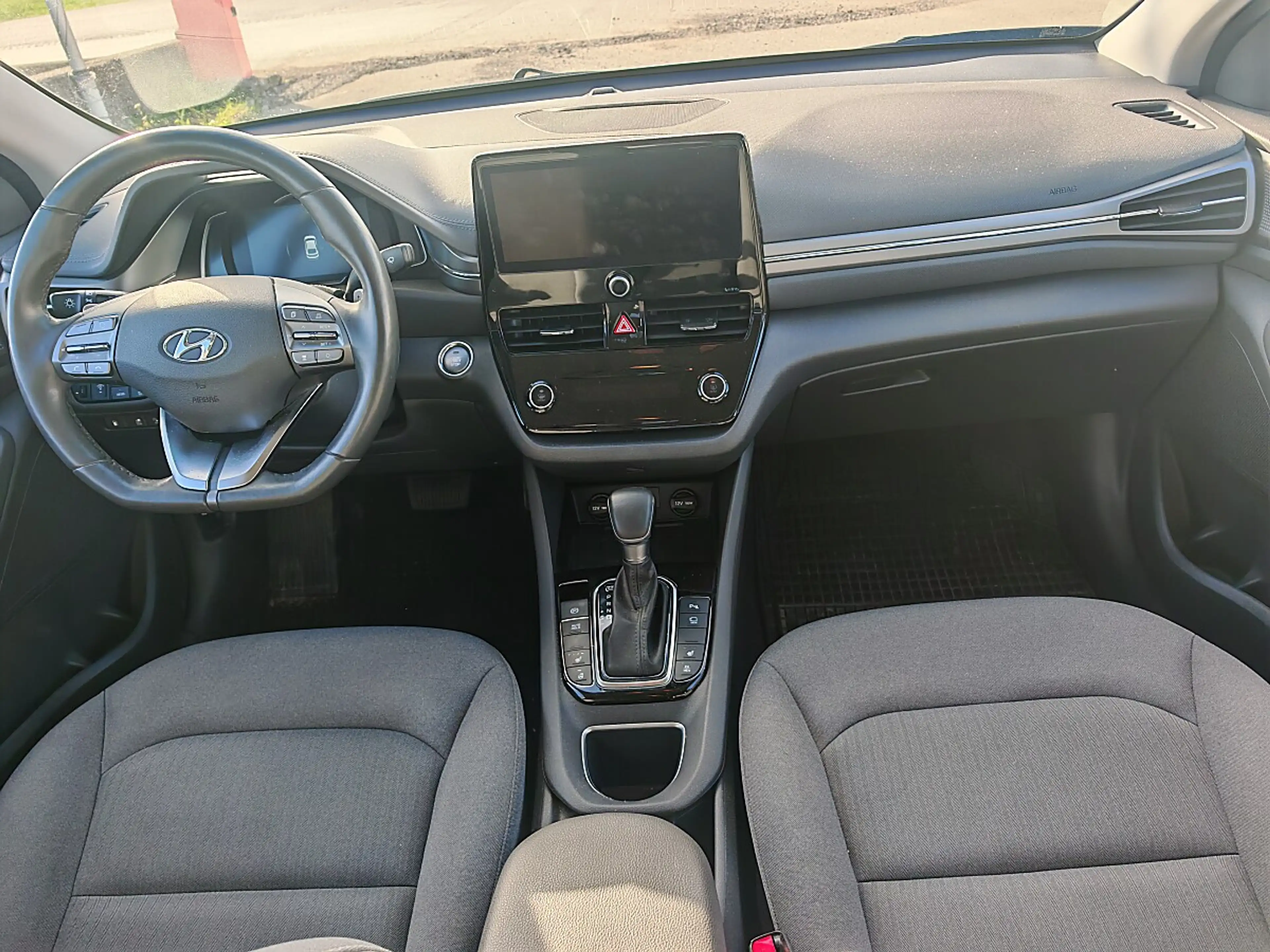 Hyundai IONIQ 1,6 GDI Hybrid LEVEL 5 Plug-In Hybrid (Euro — photo 12