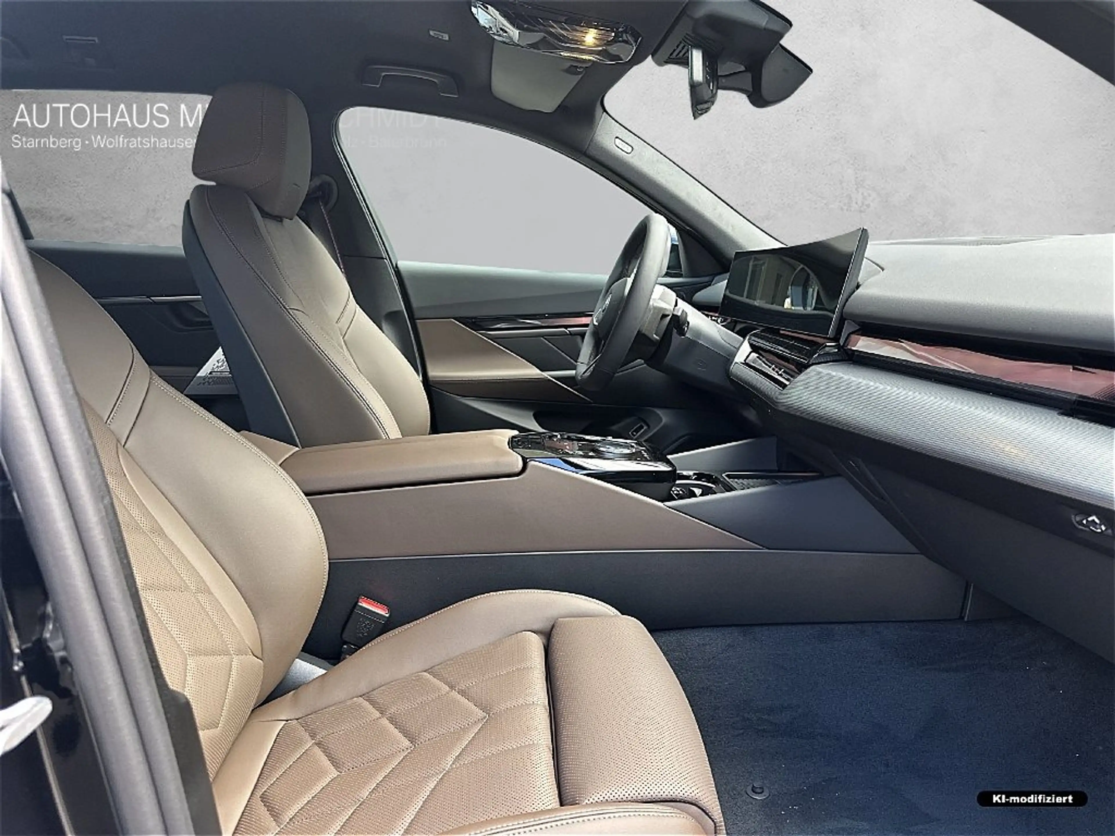 BMW i5 xDrive40 Touring M Sportpaket Head-Up DAB — photo 11