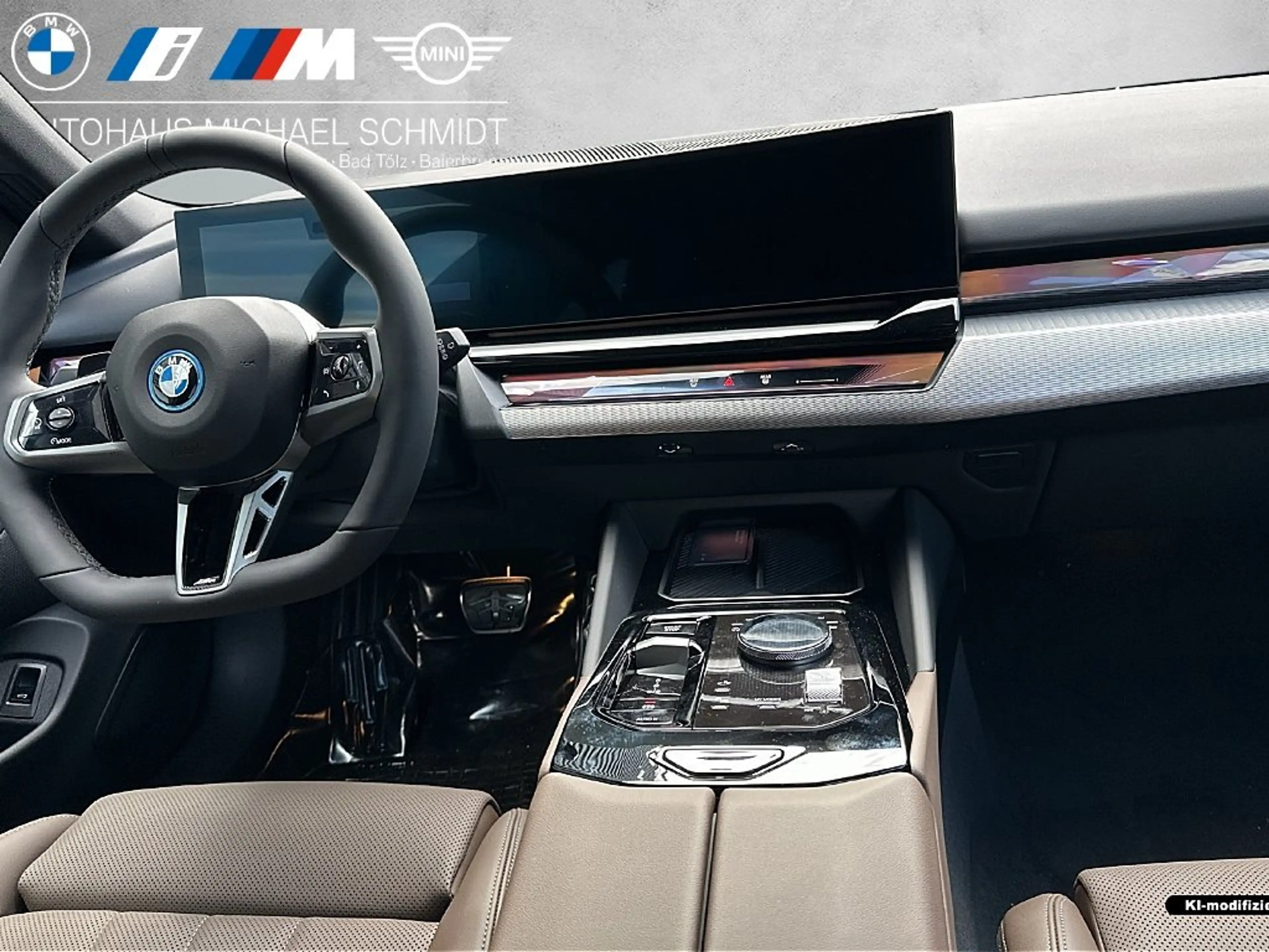 BMW i5 xDrive40 Touring M Sportpaket Head-Up DAB — photo 12
