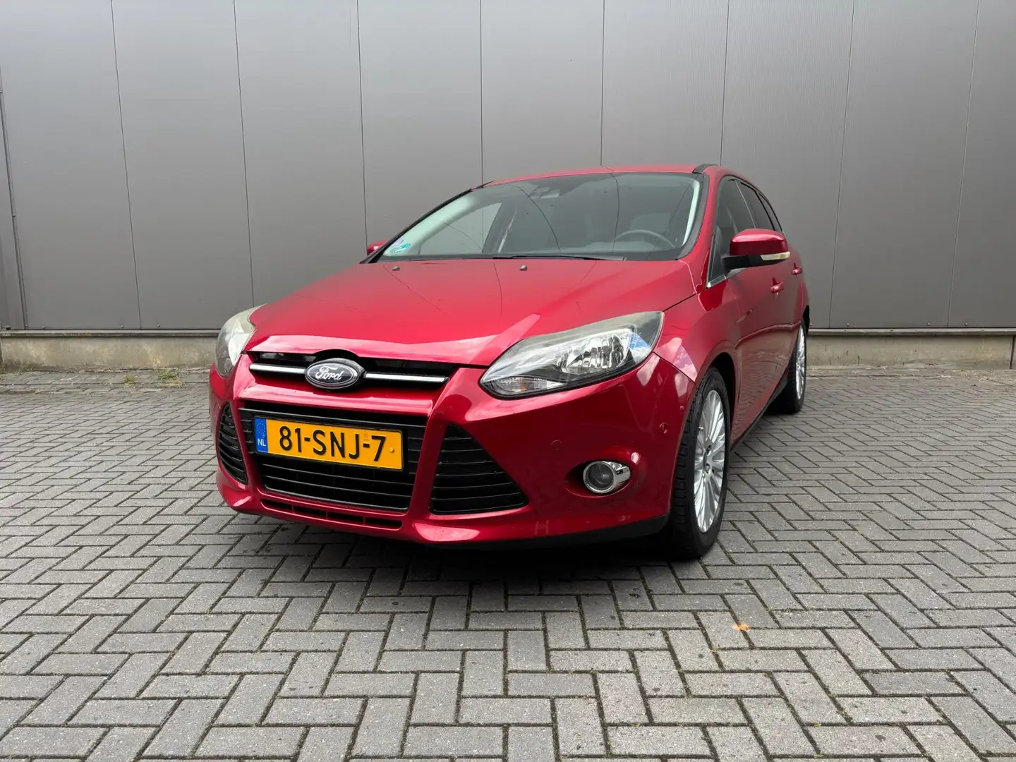 Ford Focus Wagon 1.6 EcoBoost Titanium Rot - 1