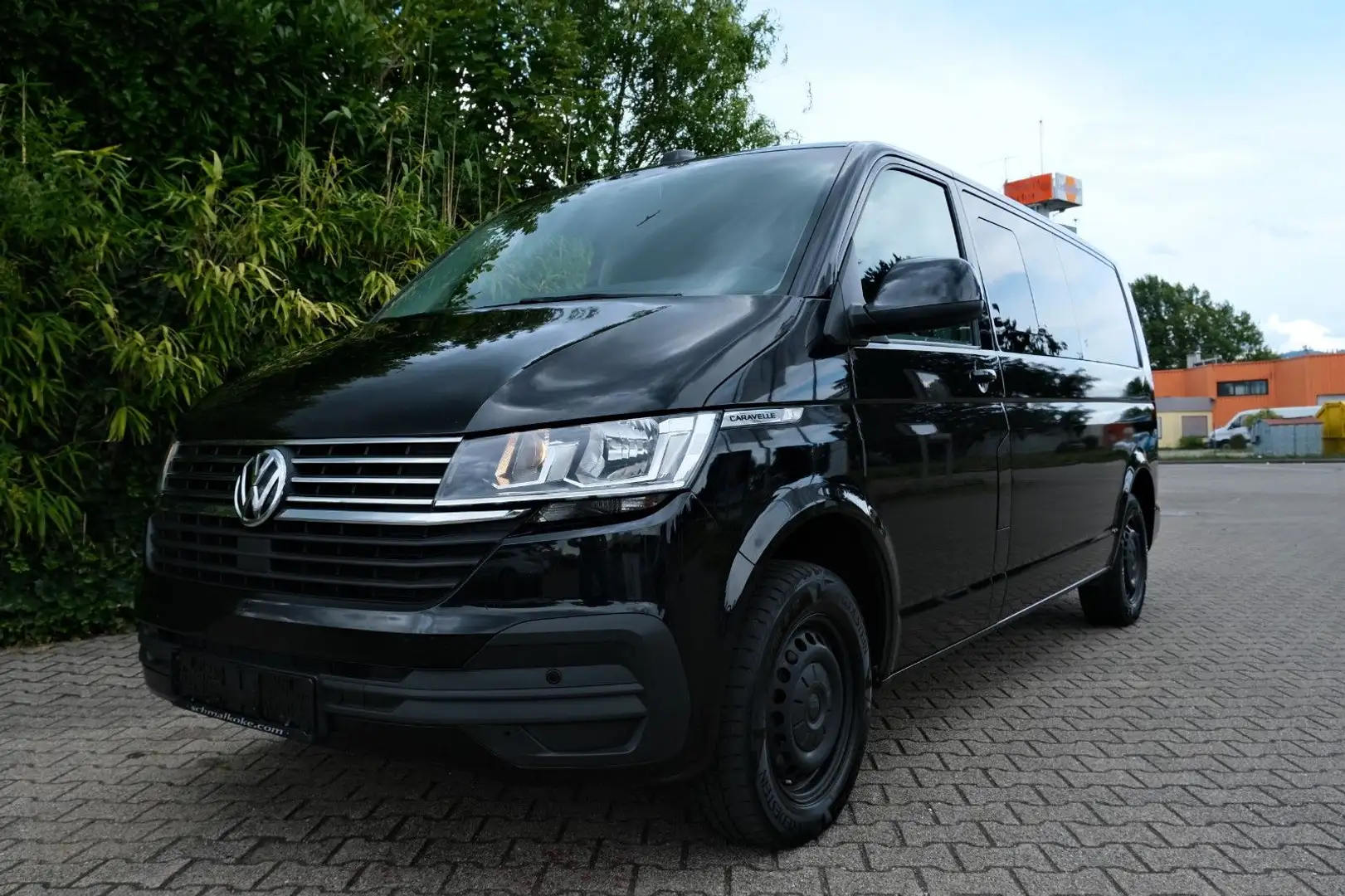 Volkswagen T6 Caravelle T6.1 Caravelle Comfortline DSG 9 Sitze Lang SHZ Negru - 2