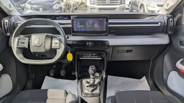 Citroen C3 view 9