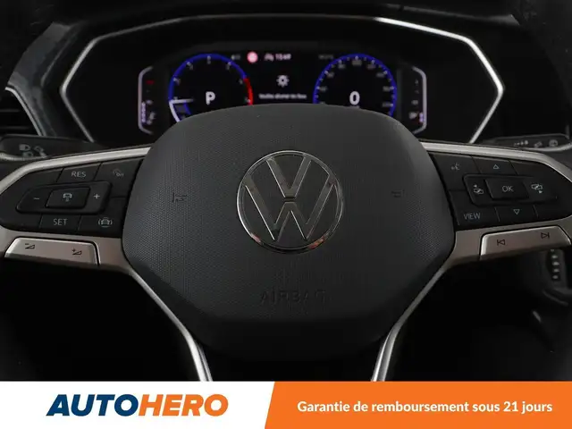 Volkswagen T-Cross view 20