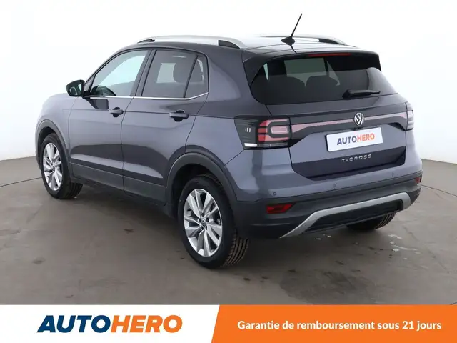 Volkswagen T-Cross view 4