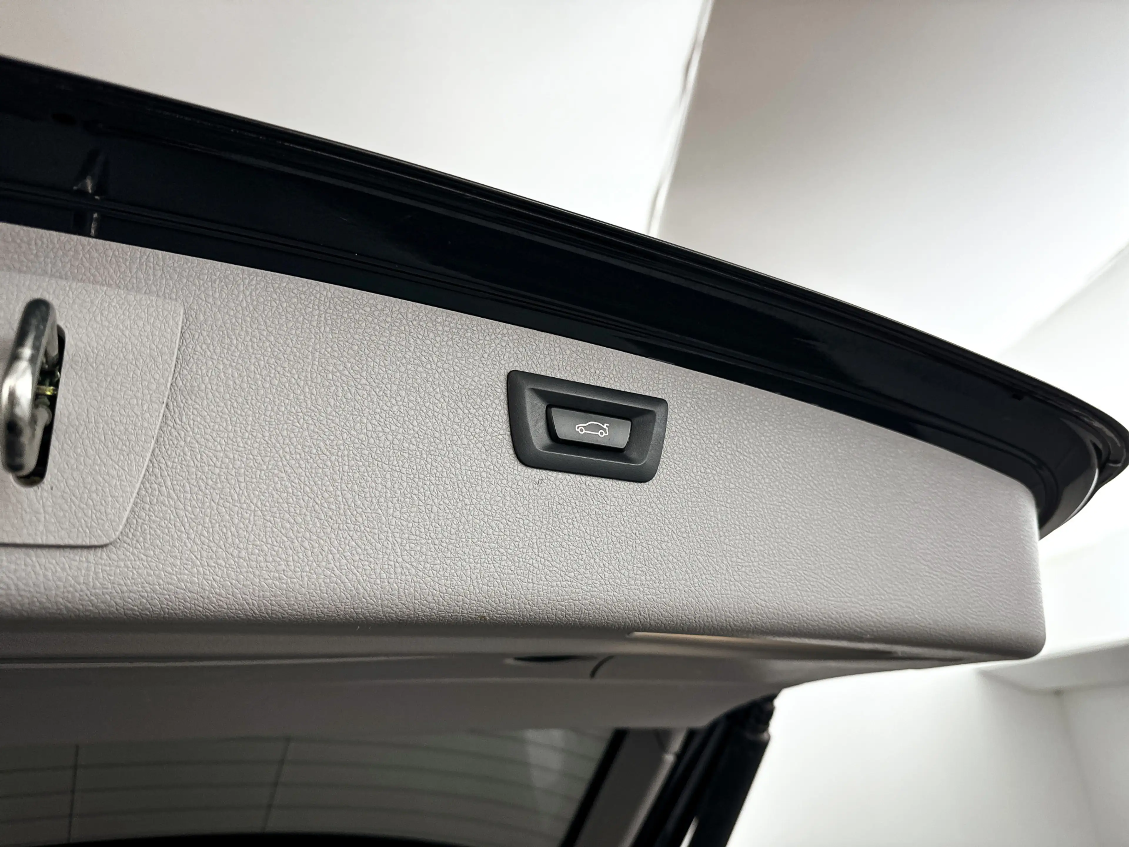 BMW 320 3-serie Touring 320i Executive | Park assist | Sto — photo 12