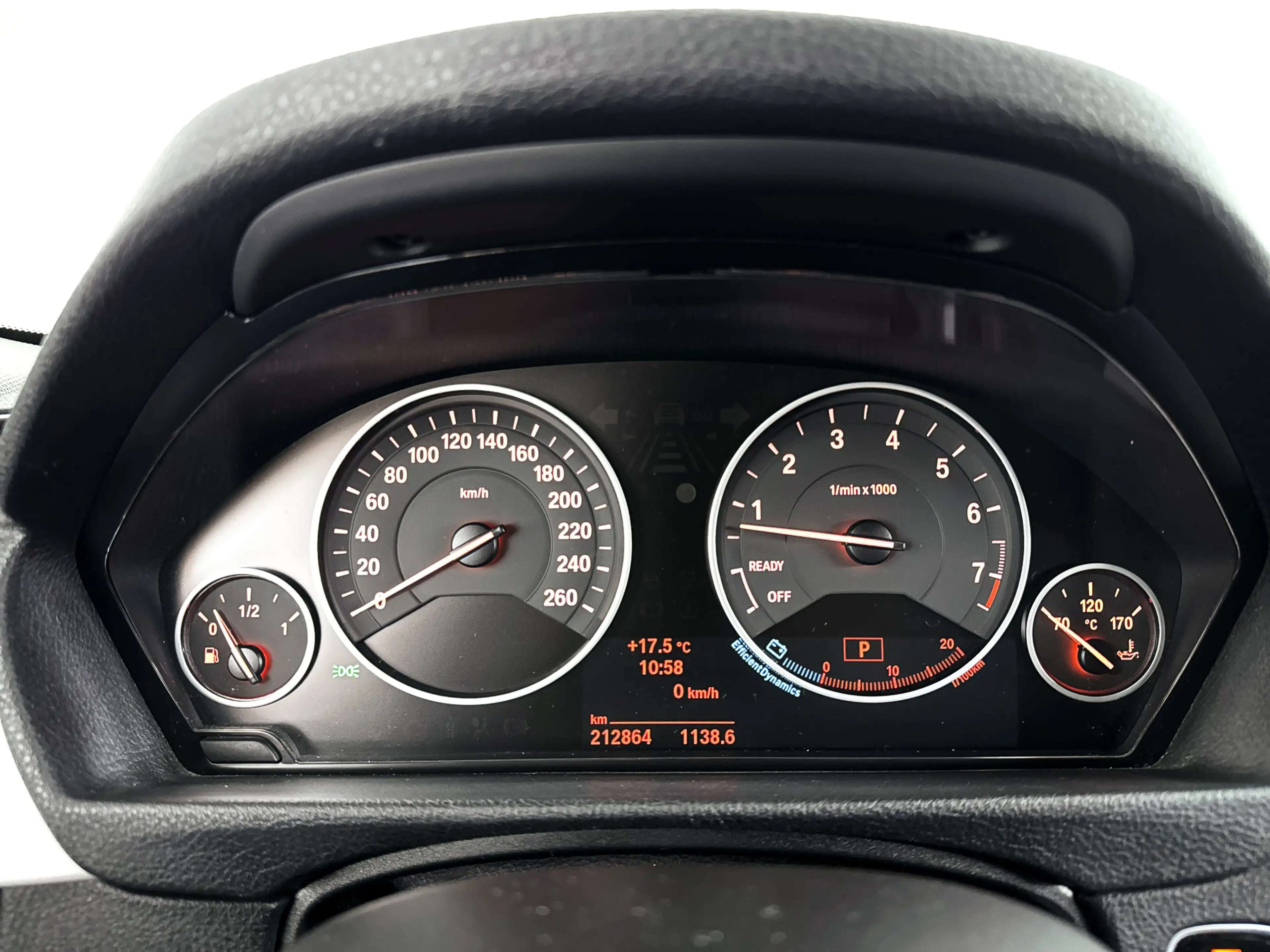 BMW 320 3-serie Touring 320i Executive | Park assist | Sto — photo 14