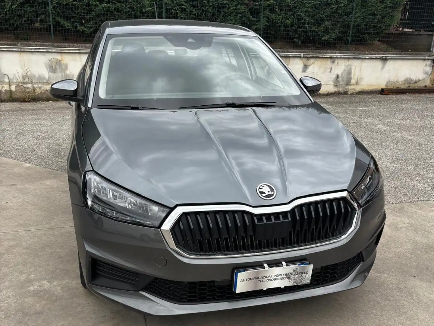 Skoda Fabia Fabia 2023 1.0 tsi evo Ambition *KM 5000* Grau - 2