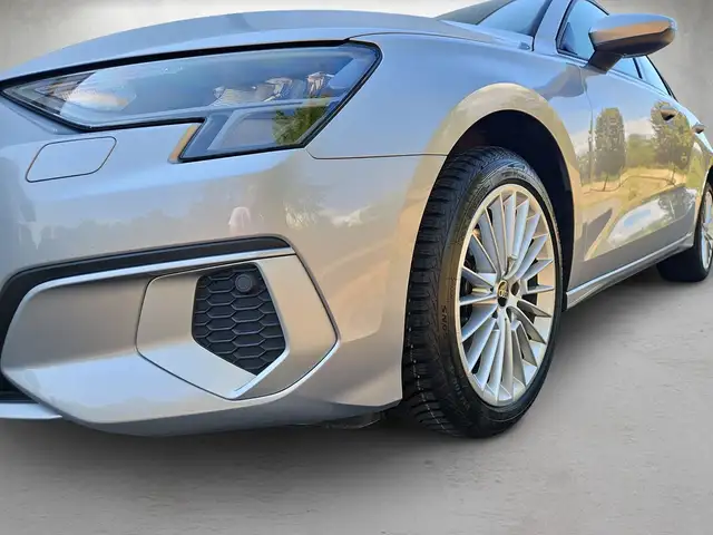 Audi A3 view 4